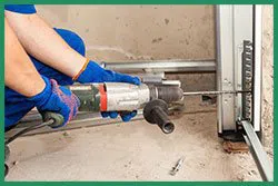 Quality Garage Door Service Torrance, CA 310-846-3374 - installation-sid-gr-22m